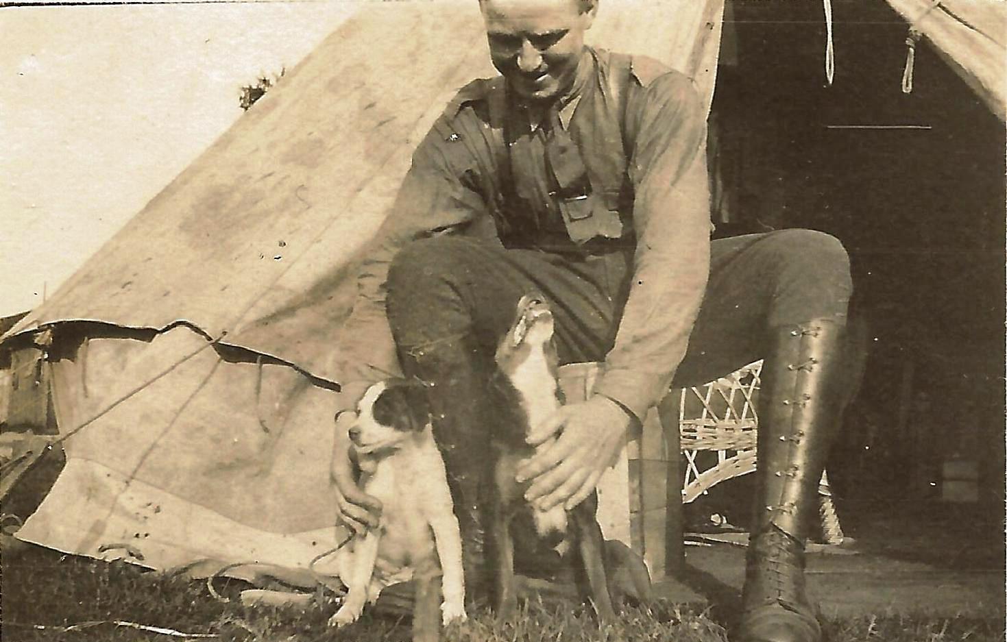 1918_rich_chancellor_Thomas_Long_'Edward'_Carson_killed_31st_July_1917_pic2