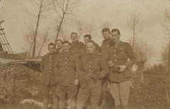 1918_rich_chancellor_IV_squadron_men_front