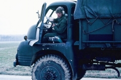 1973_pm_Mick Tinsley Tea Break Ahden Site Mar