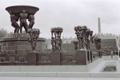 1973_pm_Vigeland Park Oslo May