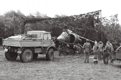 1974_jm_Unimog Towing XW924 L