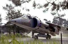 1974_jm_XV761 B Taxy onto Road