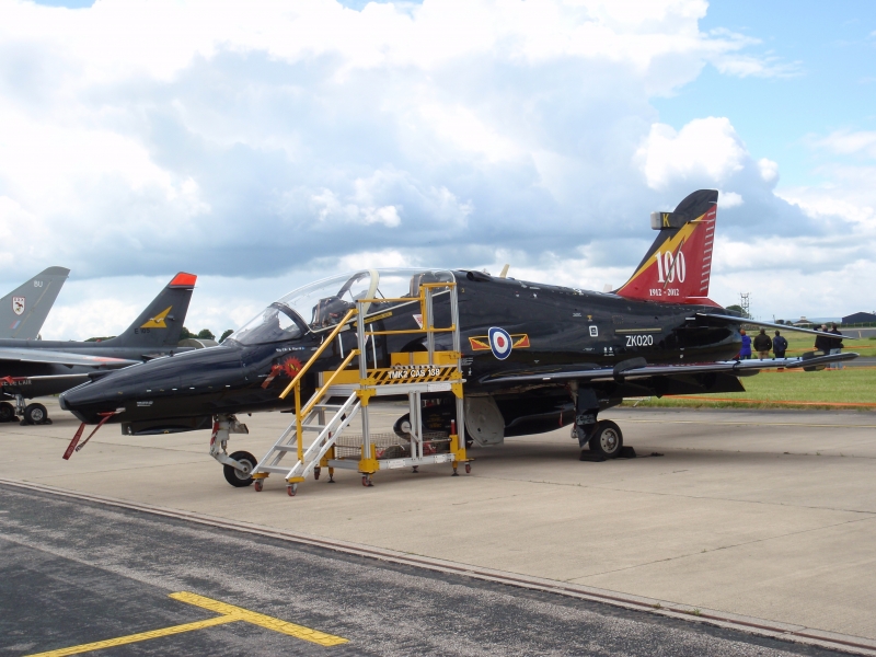 2012_06_09_david_thompson_hawk_zk020_centenary-02