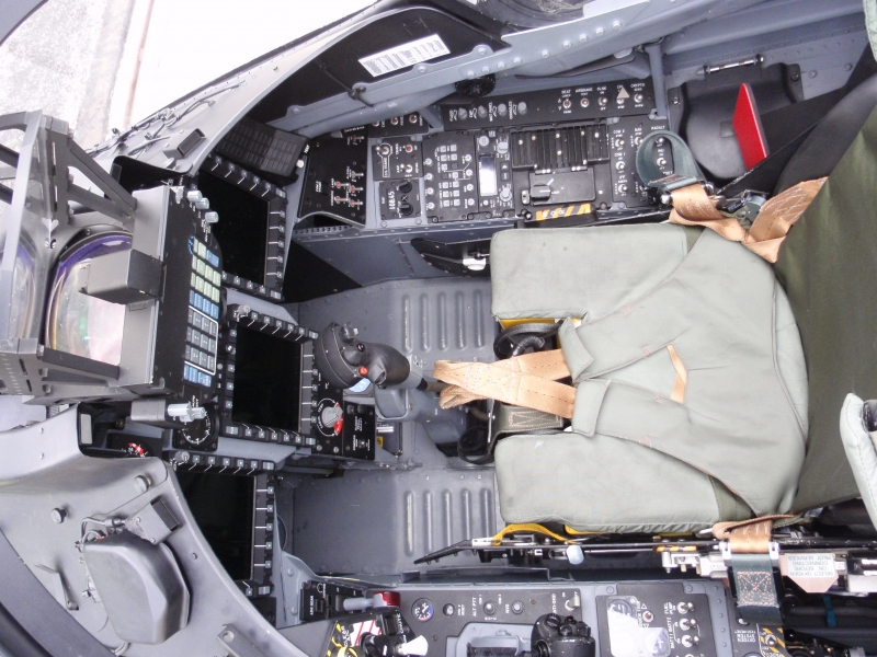 2012_06_09_david_thompson_hawk_zk020_centenary-04