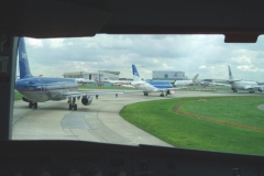 2005_05_09_02_Queue_LHR_001