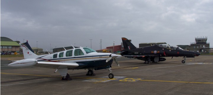 A36 & Hawk T2